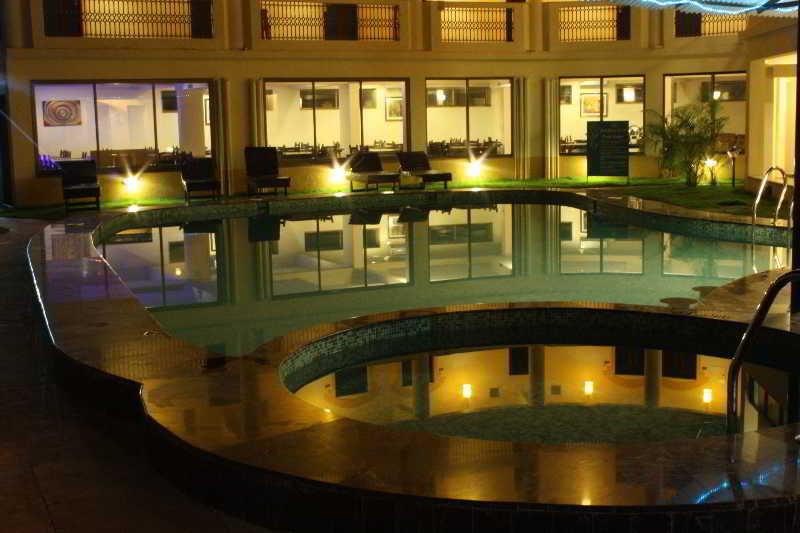 เดอะซีฮอร์สรีสอร์ท Hotel บากา ภายนอก รูปภาพ