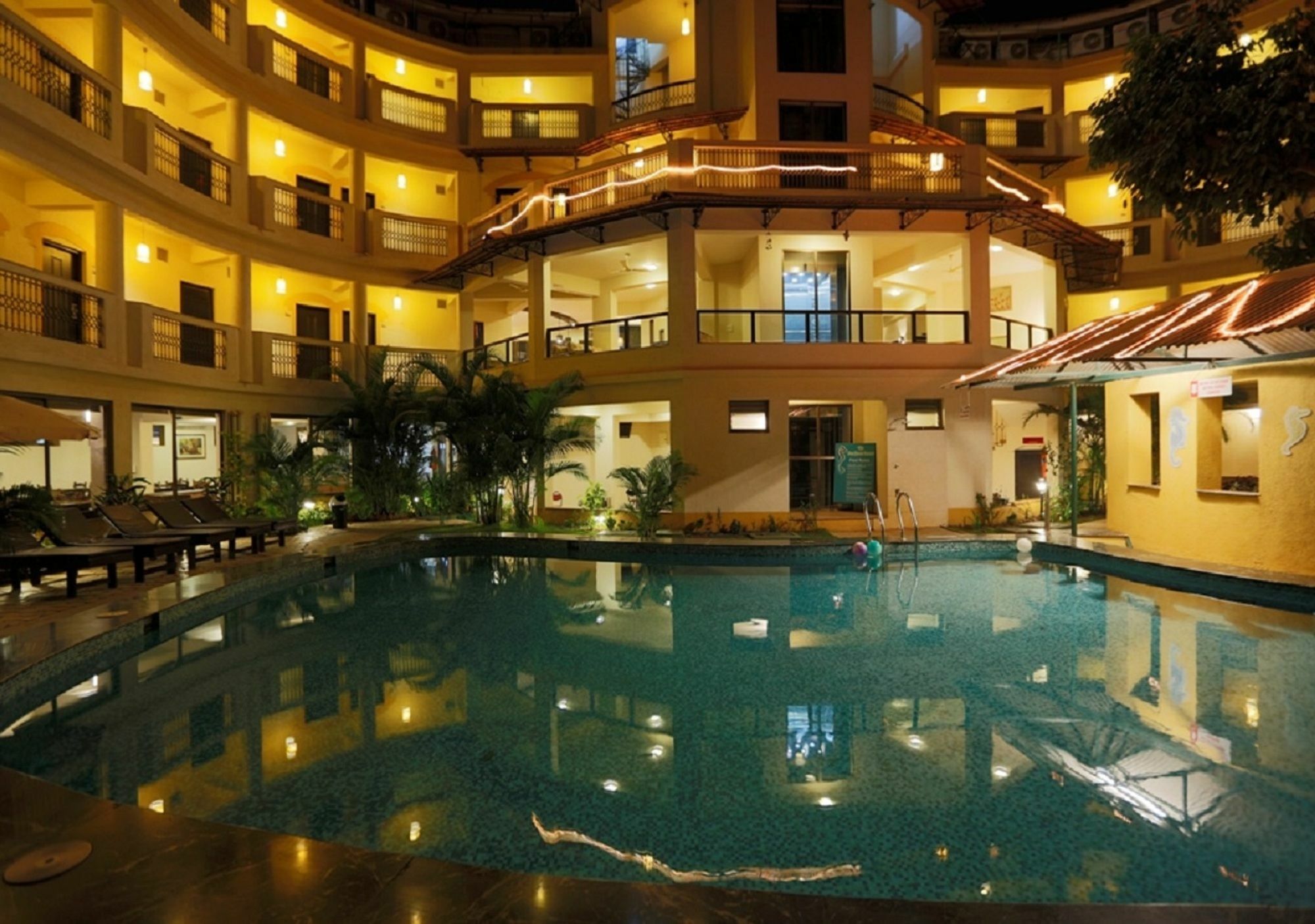 เดอะซีฮอร์สรีสอร์ท Hotel บากา ภายนอก รูปภาพ